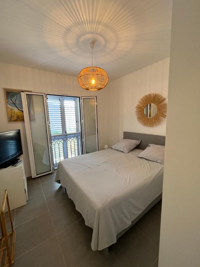 Appart Avec Terrasse Vue Sur Mer Exceptionnelle L'Ile-Rousse  Luaran gambar