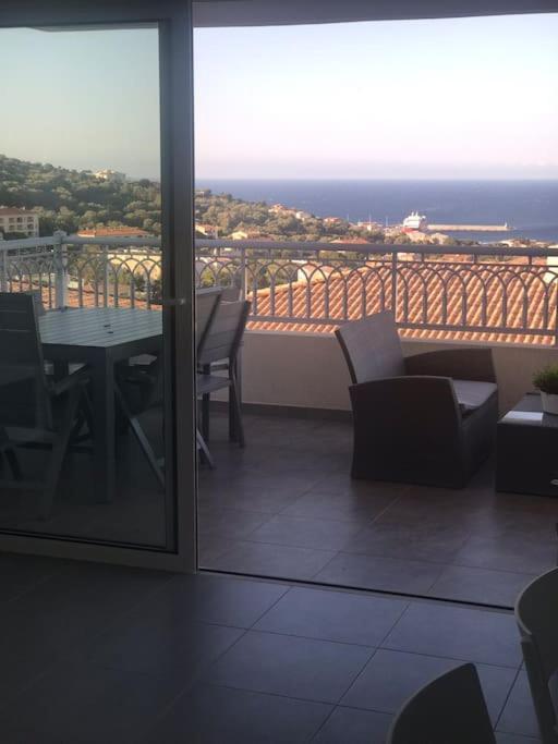 Appart Avec Terrasse Vue Sur Mer Exceptionnelle L'Ile-Rousse  Luaran gambar